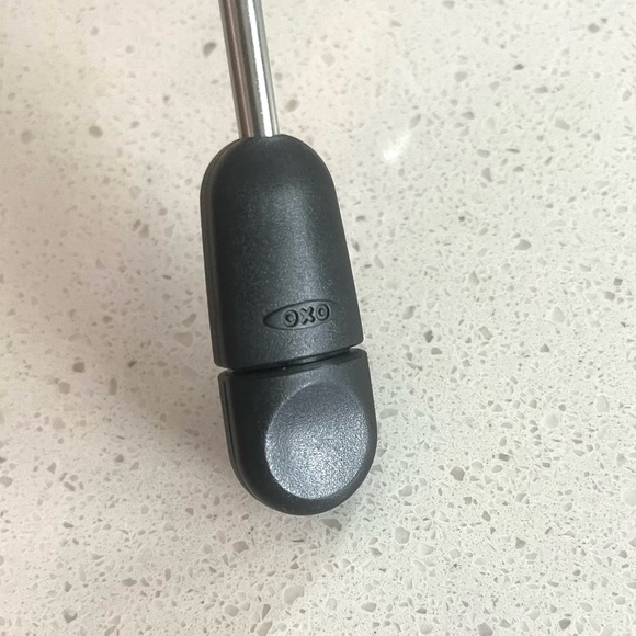 OXO Twisting Tea Ball tea infuser strainer - Picture 9 of 9